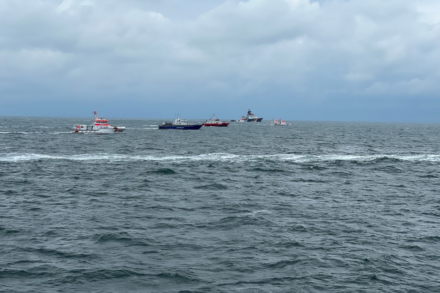 Suche nach den vermissten Seeleuten des Frachters «Verity», der am 24. Oktober nach einer Kollision mit einem anderen Schiff in der Nordsee gesunken ist.