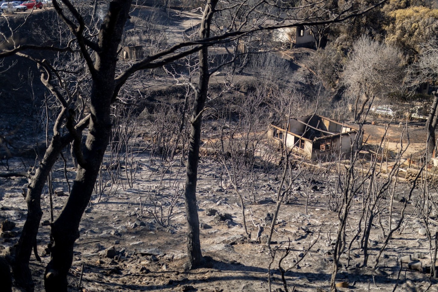 Verbranntes Haus in Ano Patima in der Region Nord-Athen.