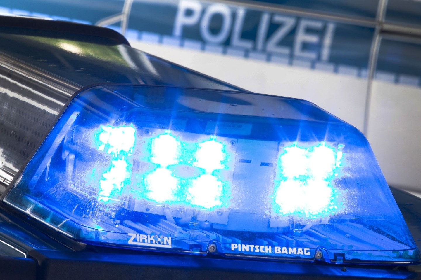 Ein Streit zwischen zwei Jugendlichen hat einen Polizeieinsatz im südhessischen Babenhausen ausgelöst. (Symbolbild) 