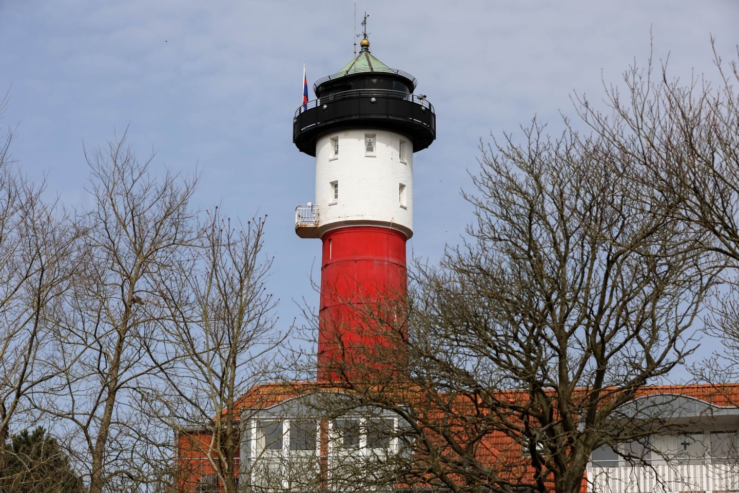 Ein Blick auf den alten Leuchtturm in Wangerooge: Hier wollen viele Menschen arbeiten.