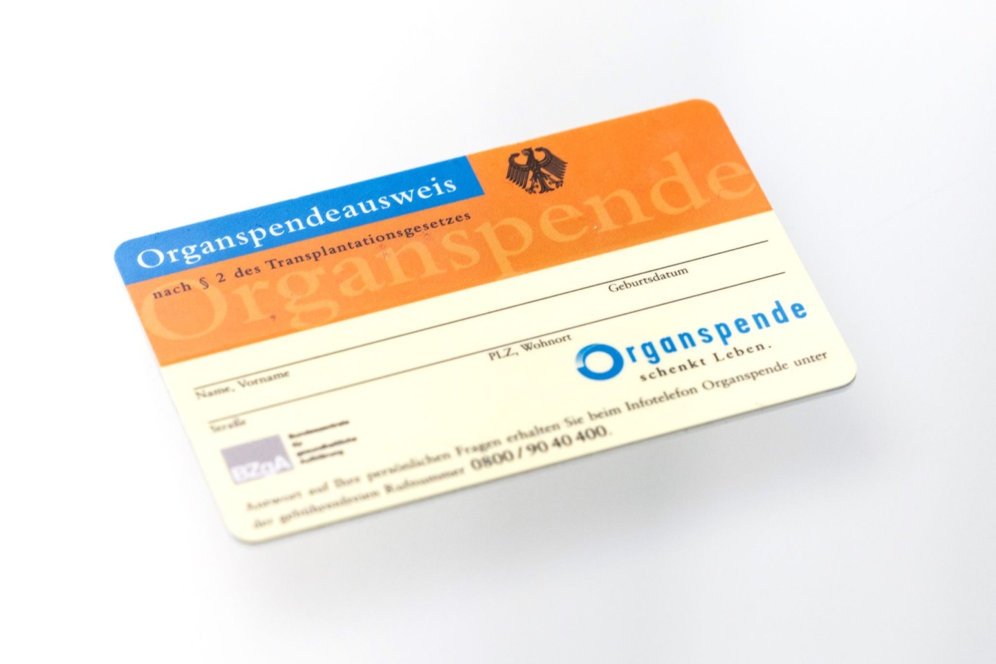 Ein Organspendeausweis. Im Laufe des Jahres soll ein Organspende-Register online gehen, in dem man seine Entscheidung hinterlegen kann.