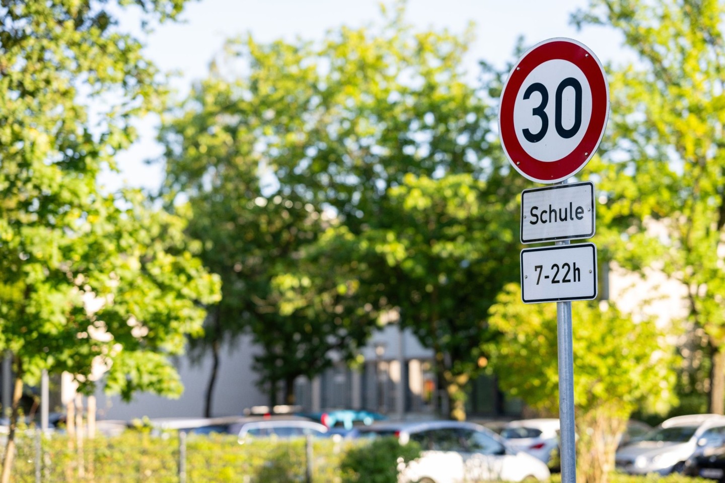 Straßenschilder in unmittelbarer Nähe des Tatortes in Harsewinkel.